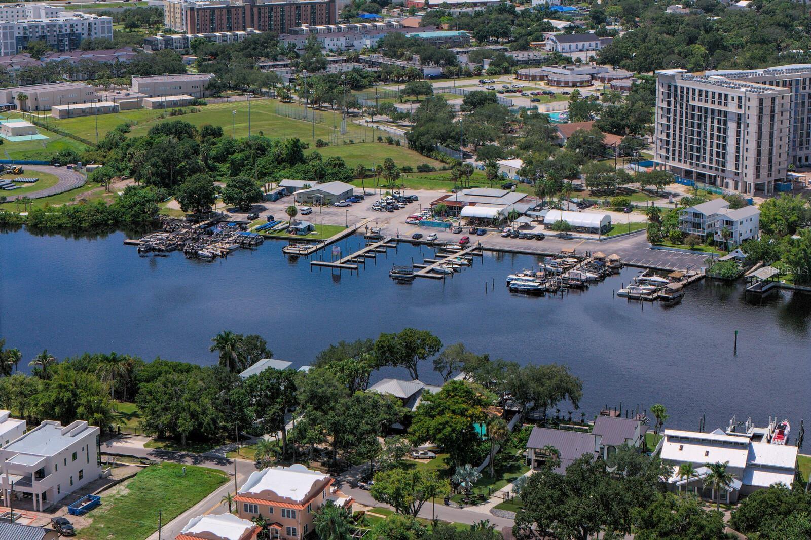705 W WEST ST — photo 55