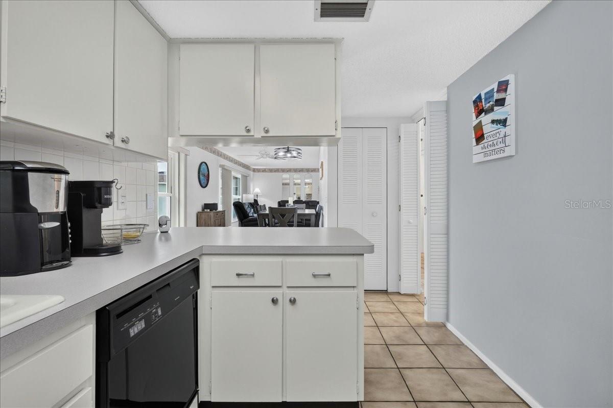 1250 S PINELLAS AVE #1008 — photo 15