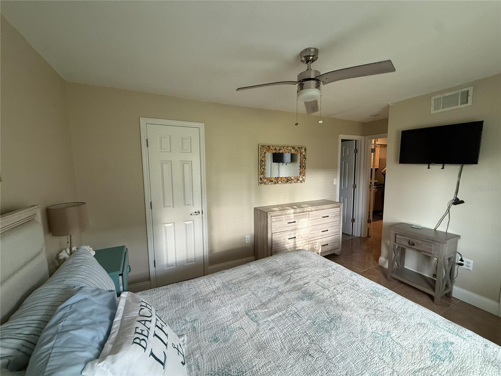 4215 E BAY DR #1702B — photo 26
