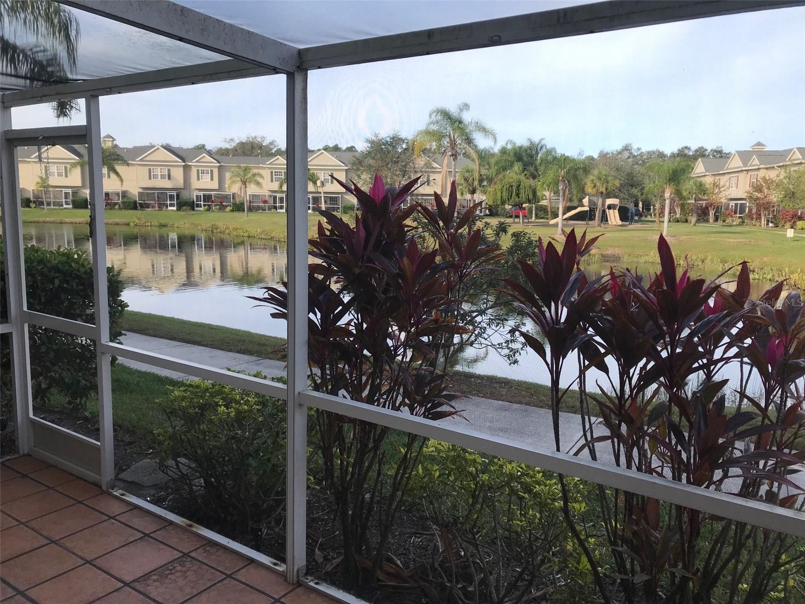 7635 PLANTATION CIR #7635 — photo 10