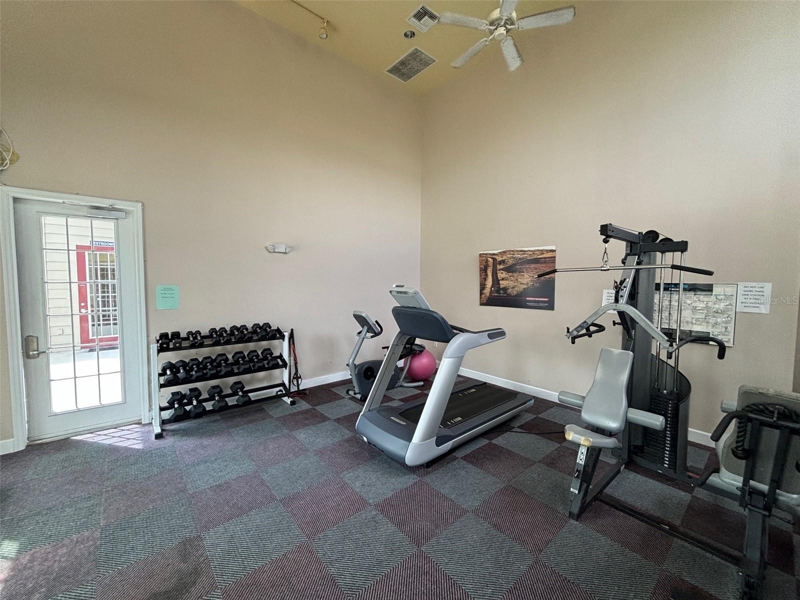 7635 PLANTATION CIR #7635 — photo 20