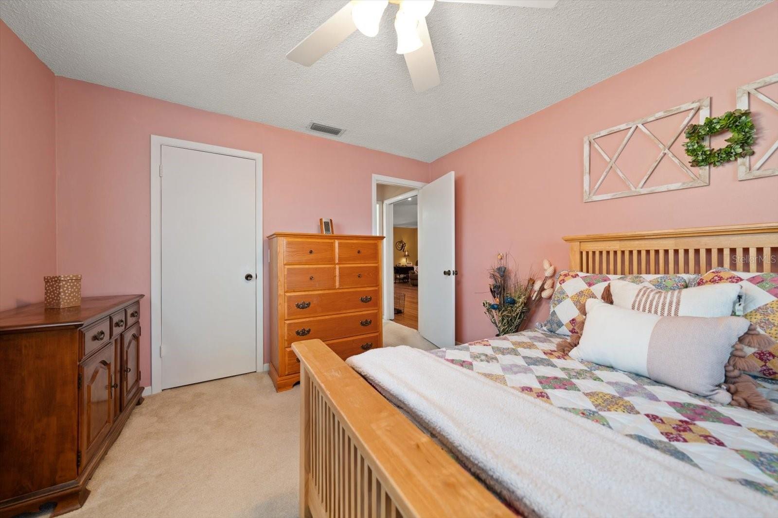 1651 S LAKE AVE #3 — photo 20