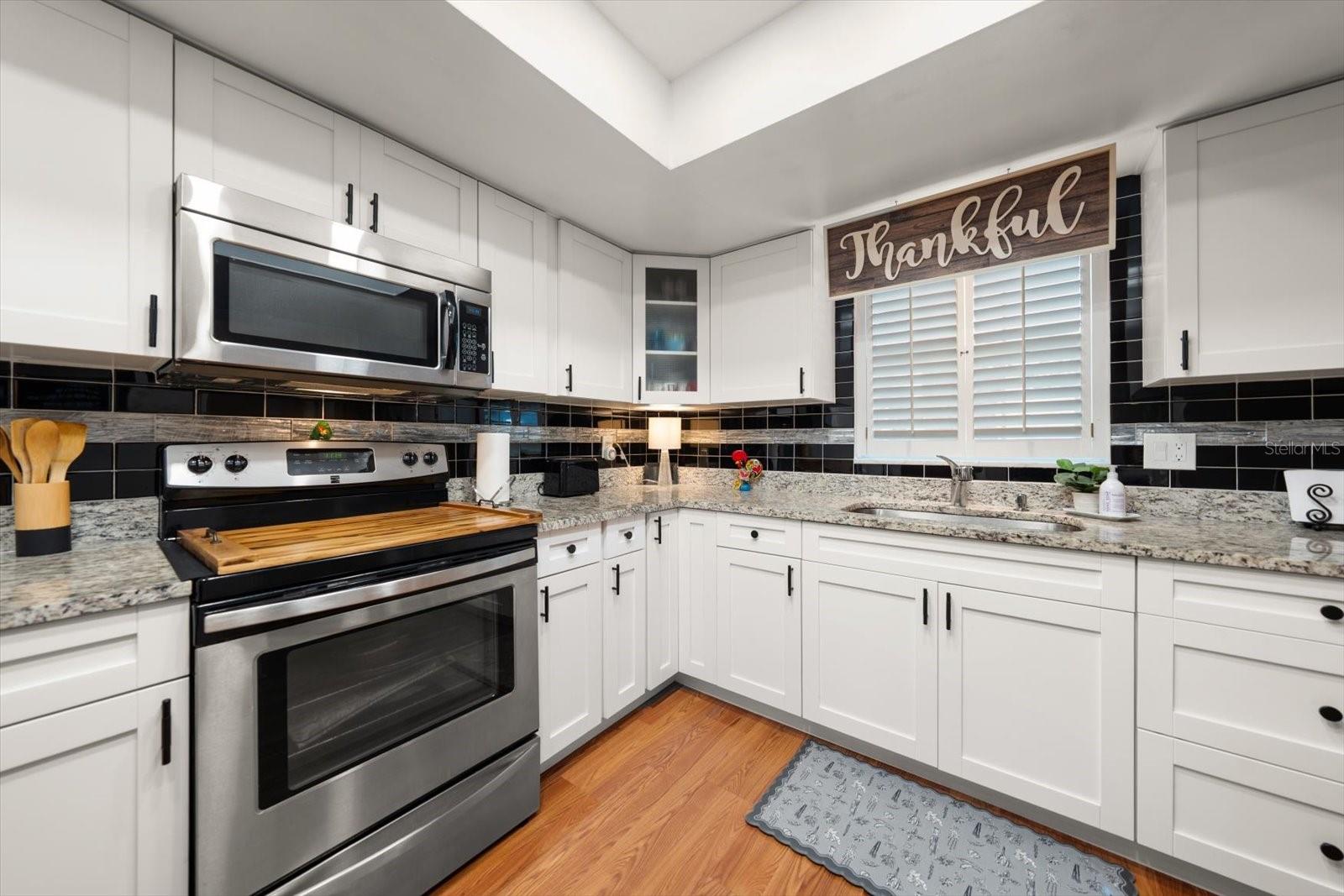 1651 S LAKE AVE #3 — photo 5