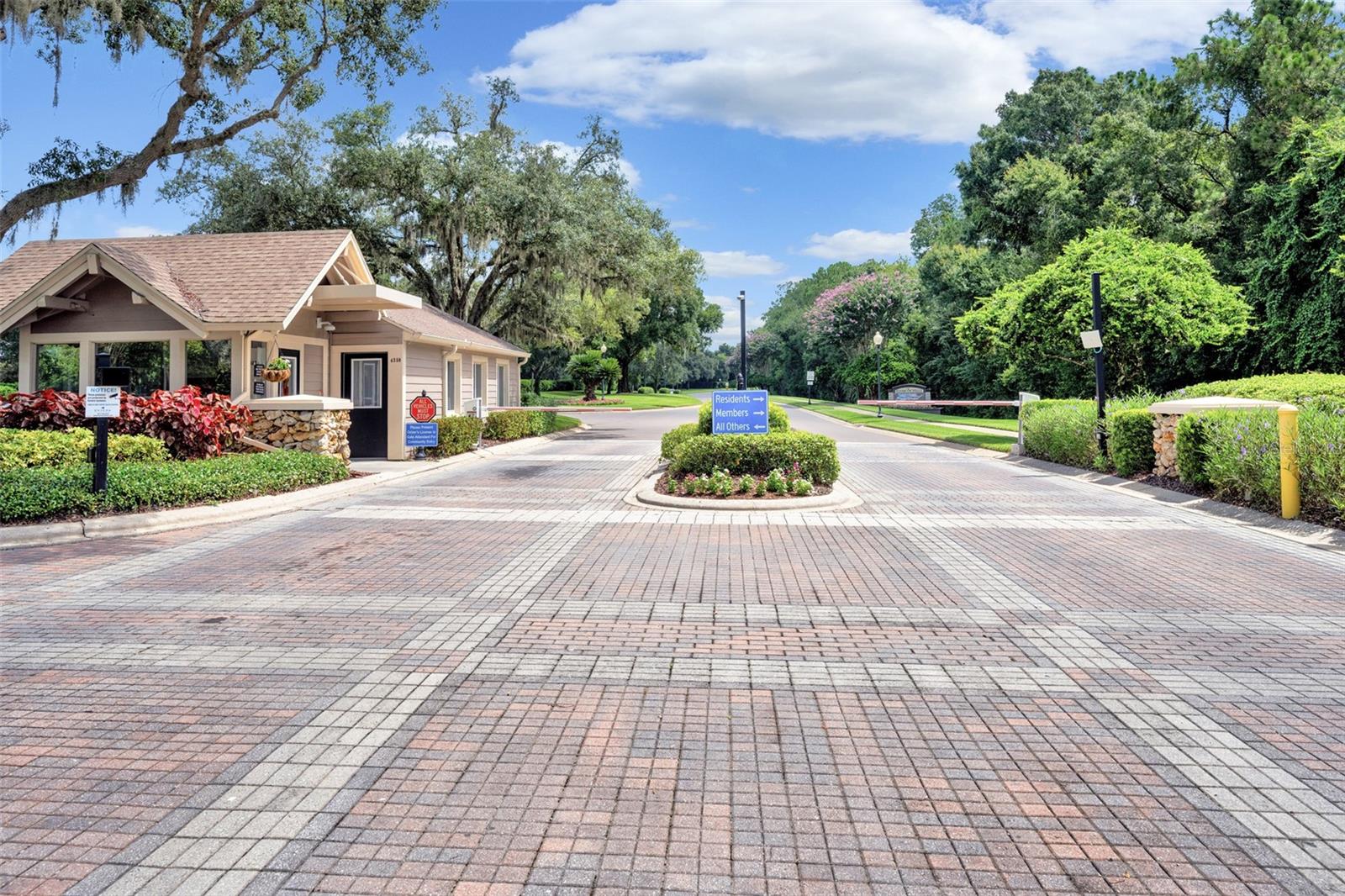 5429 BURNT HICKORY DR — photo 42