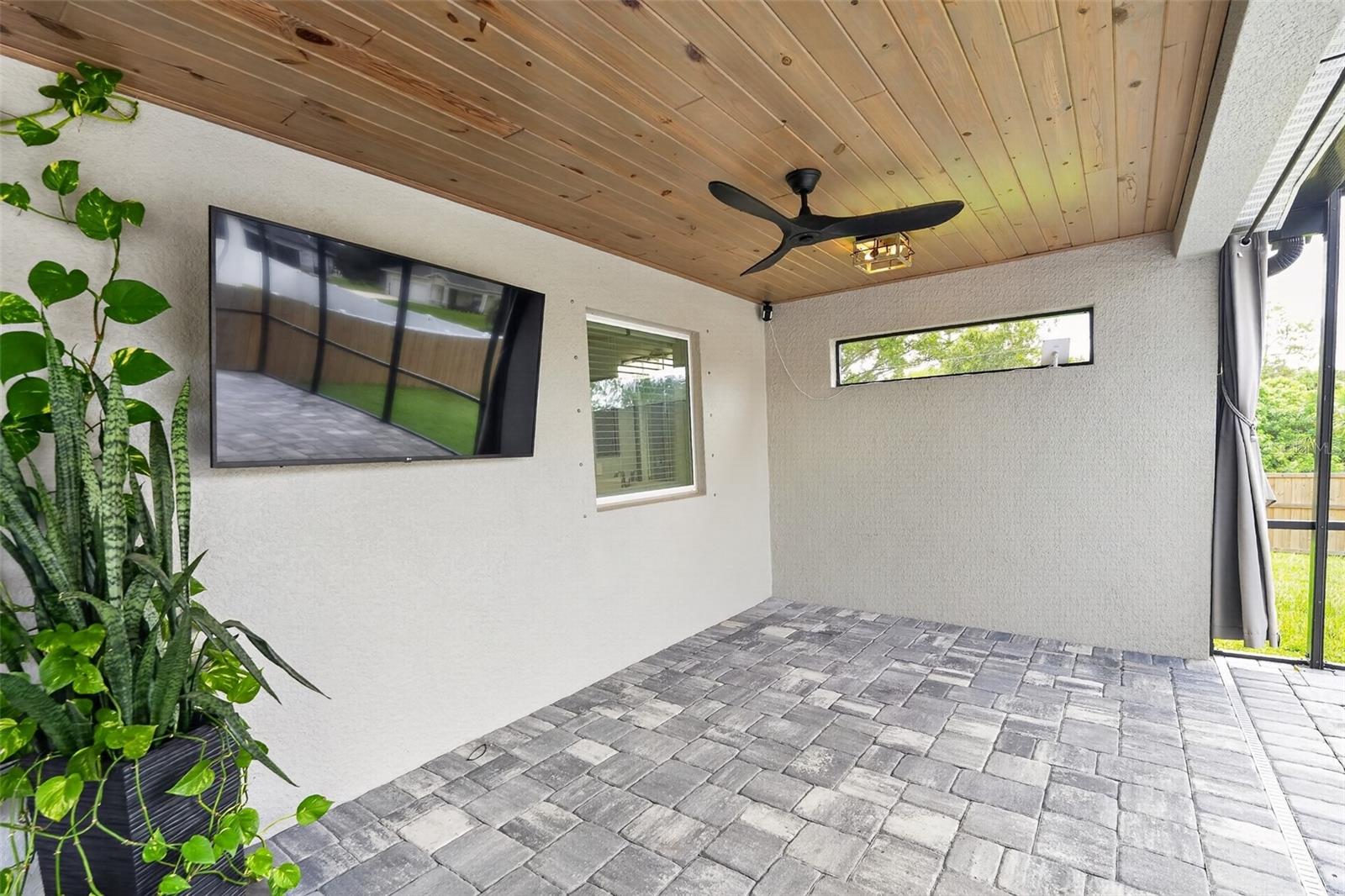 2595 HAGOPLAN LN — photo 38