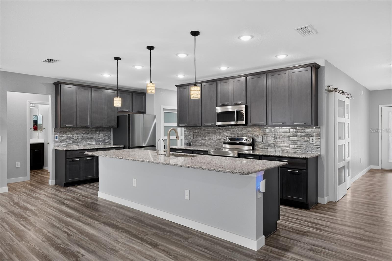 2595 HAGOPLAN LN — photo 13