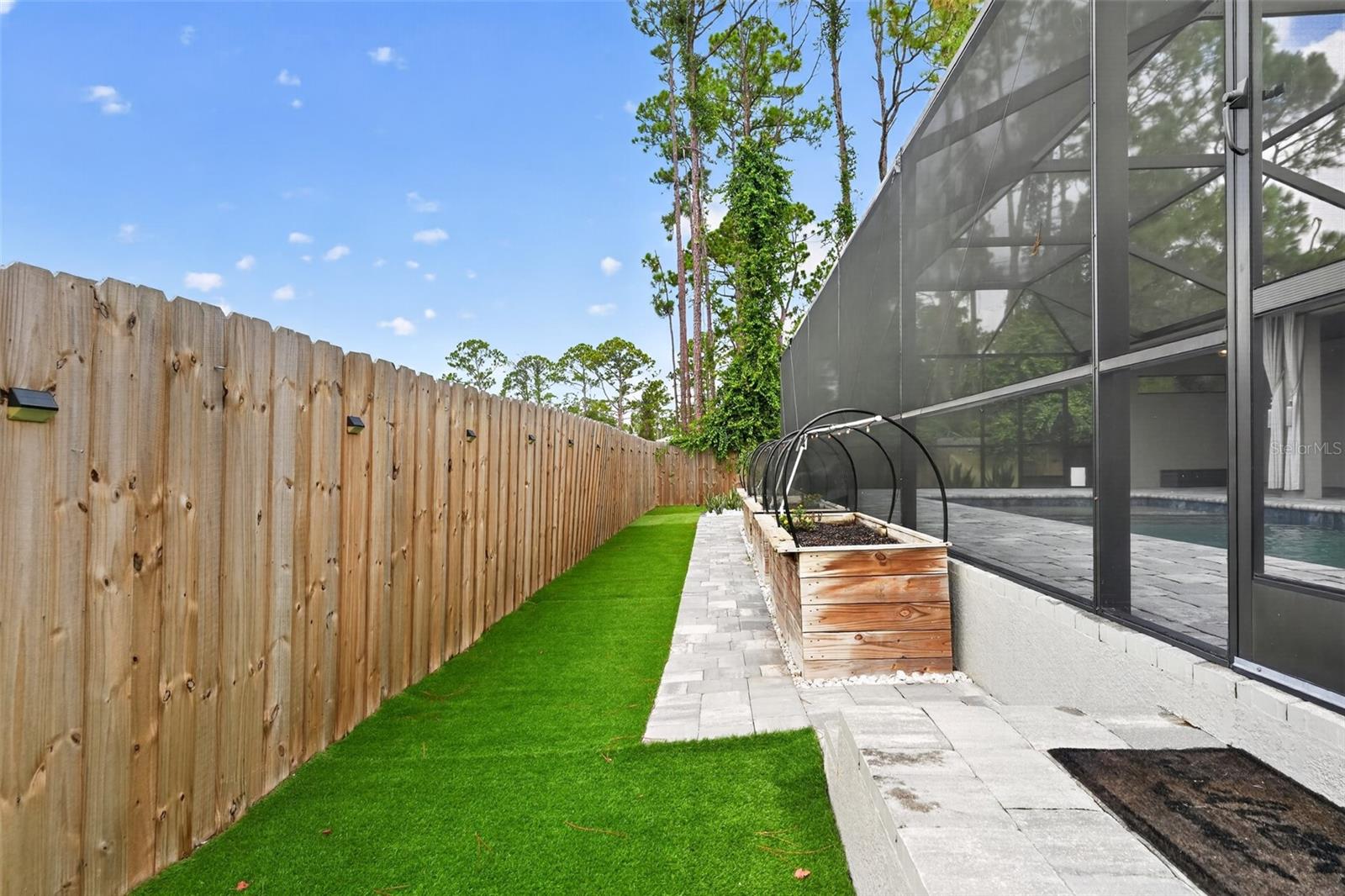 2595 HAGOPLAN LN — photo 42