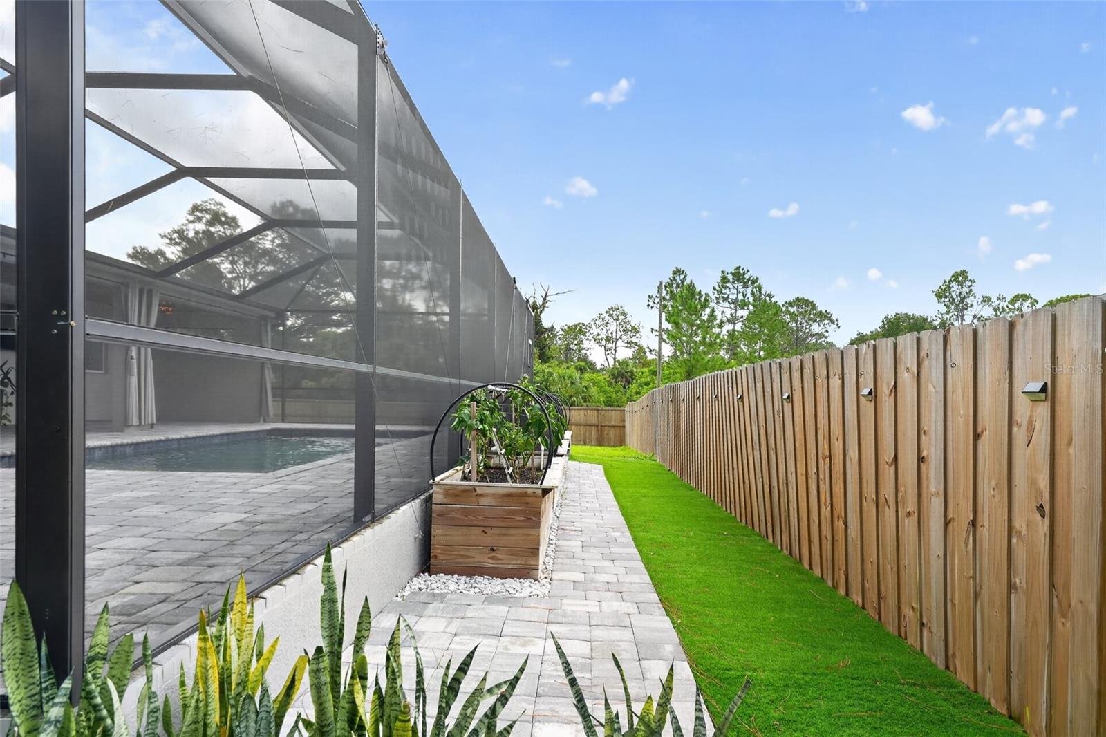 2595 HAGOPLAN LN — photo 34