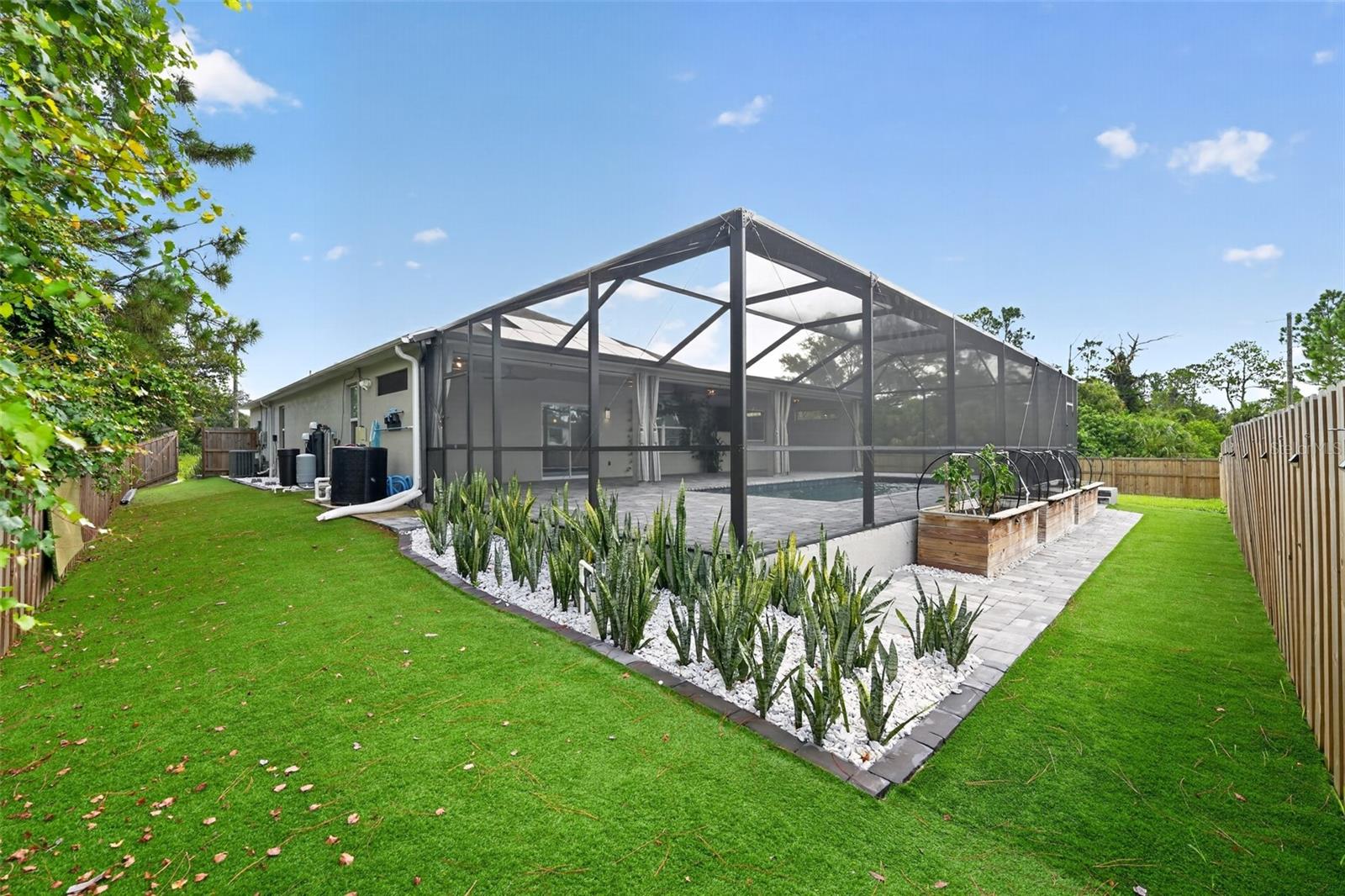 2595 HAGOPLAN LN — photo 44