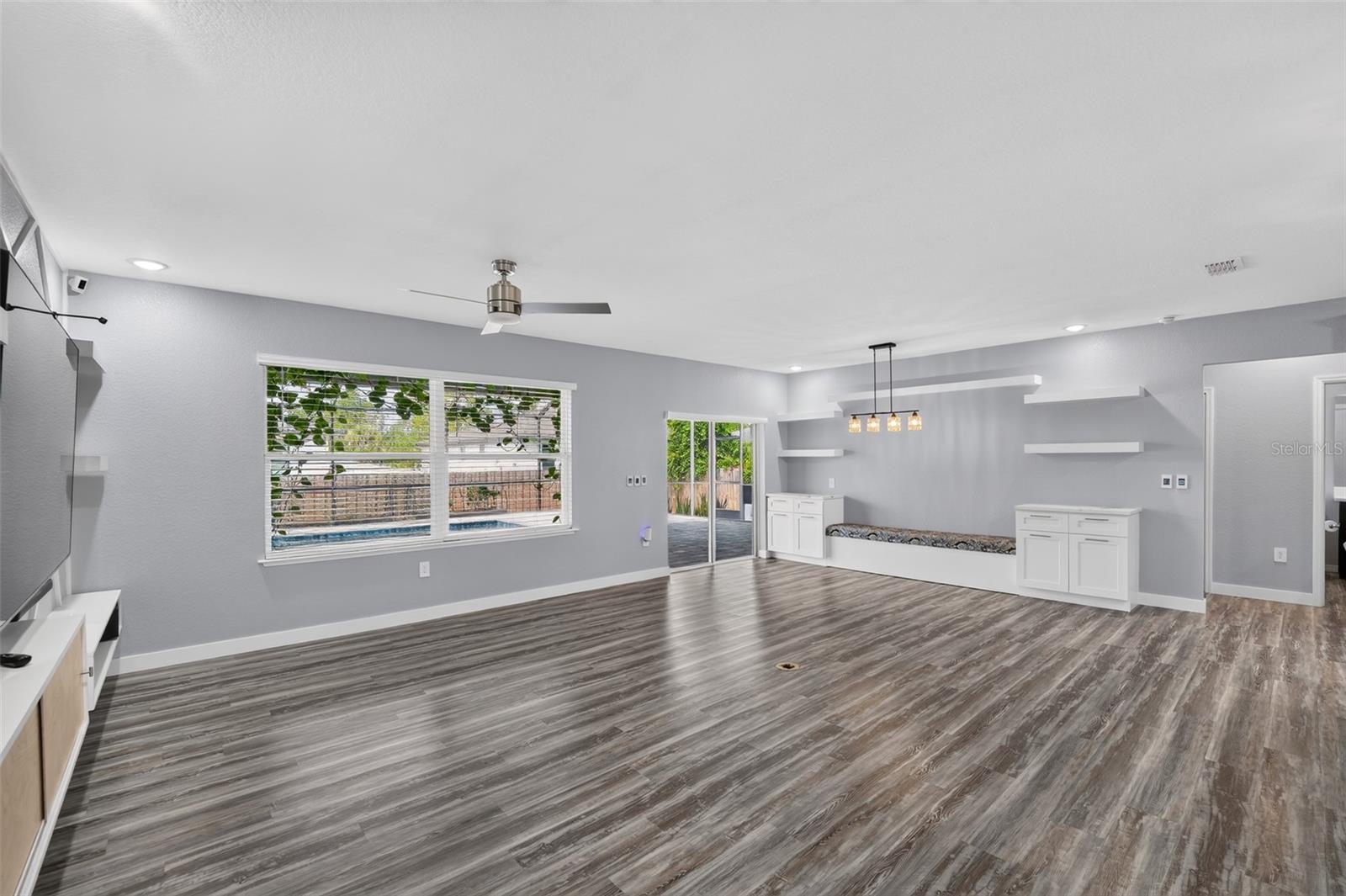 2595 HAGOPLAN LN — photo 10