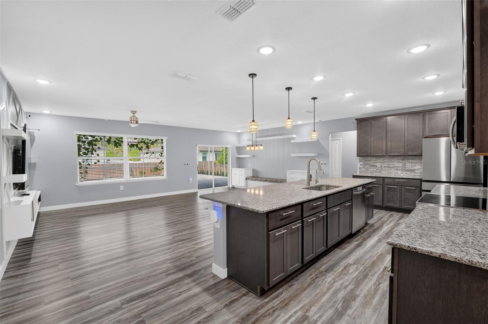 2595 HAGOPLAN LN — photo 18