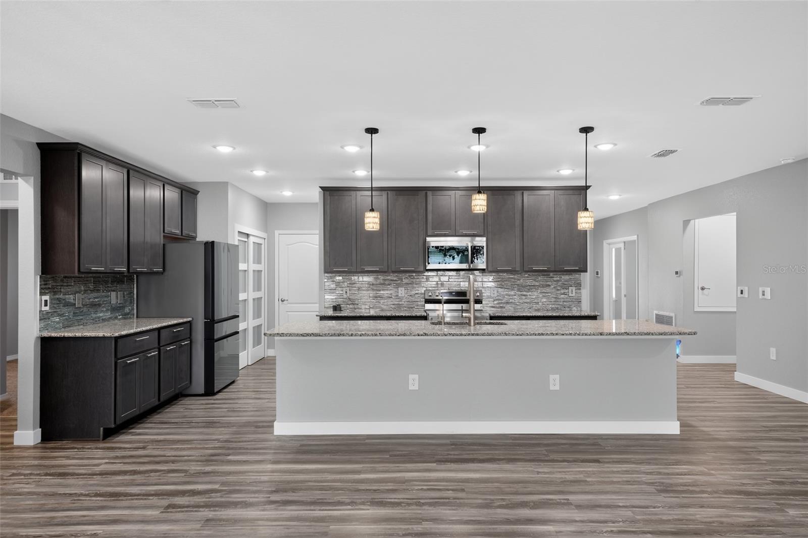 2595 HAGOPLAN LN — photo 16