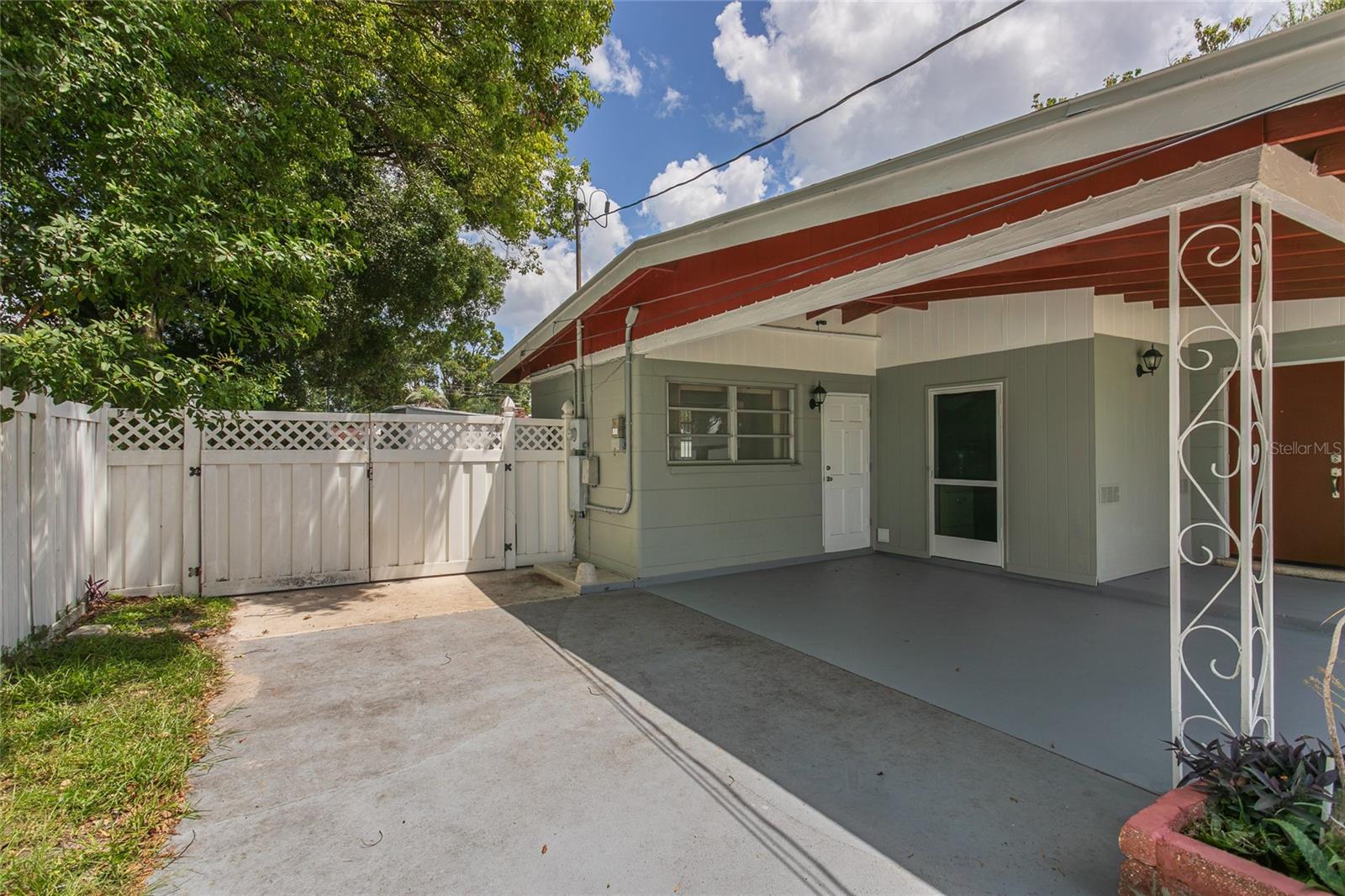6518 WALTON WAY — photo 4
