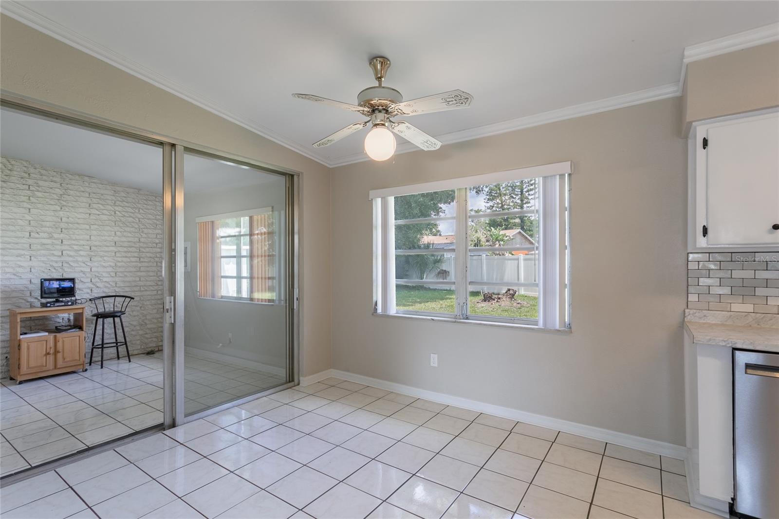6518 WALTON WAY — photo 13