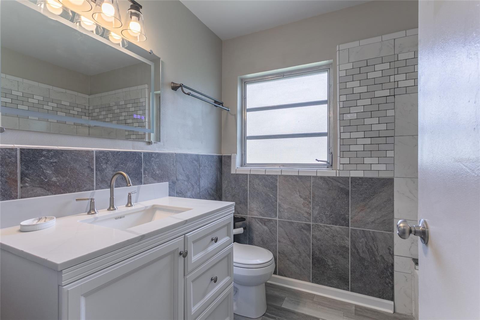 6518 WALTON WAY — photo 22