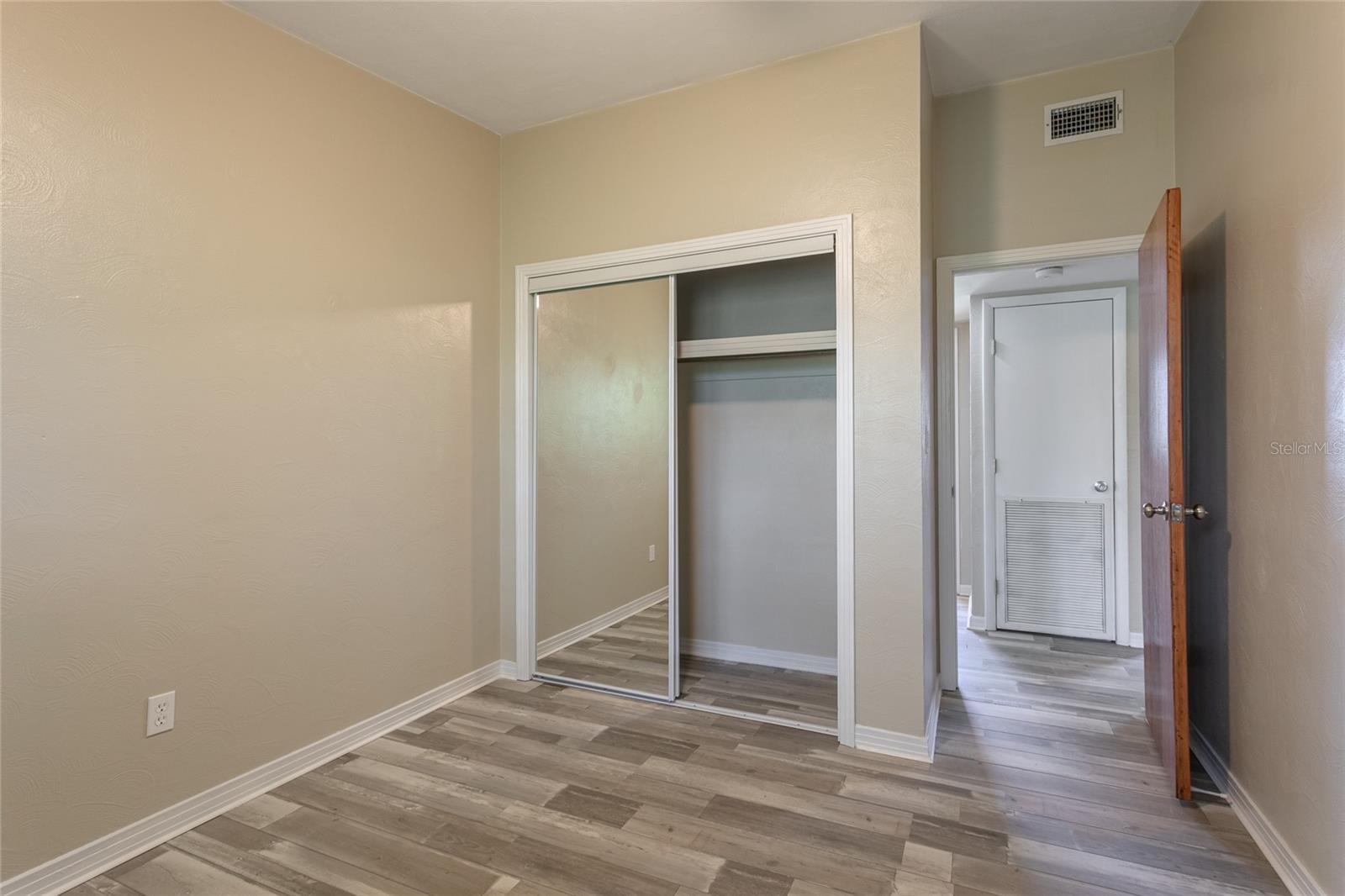 6518 WALTON WAY — photo 18