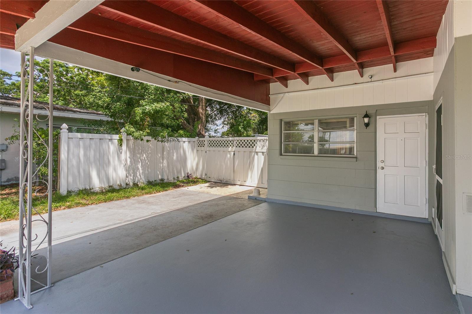 6518 WALTON WAY — photo 3