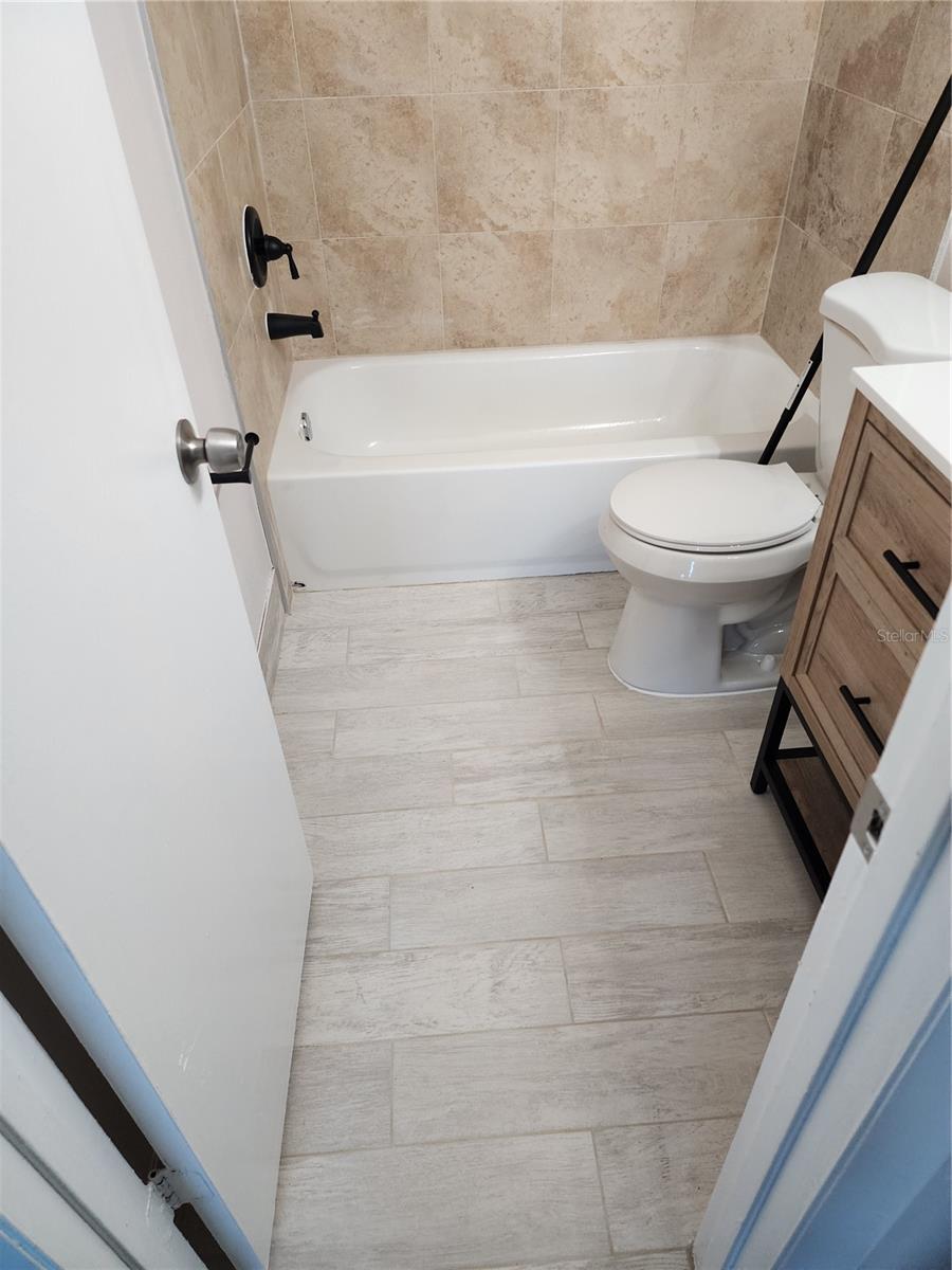 7210 N MANHATTAN AVE #1821 — photo 8