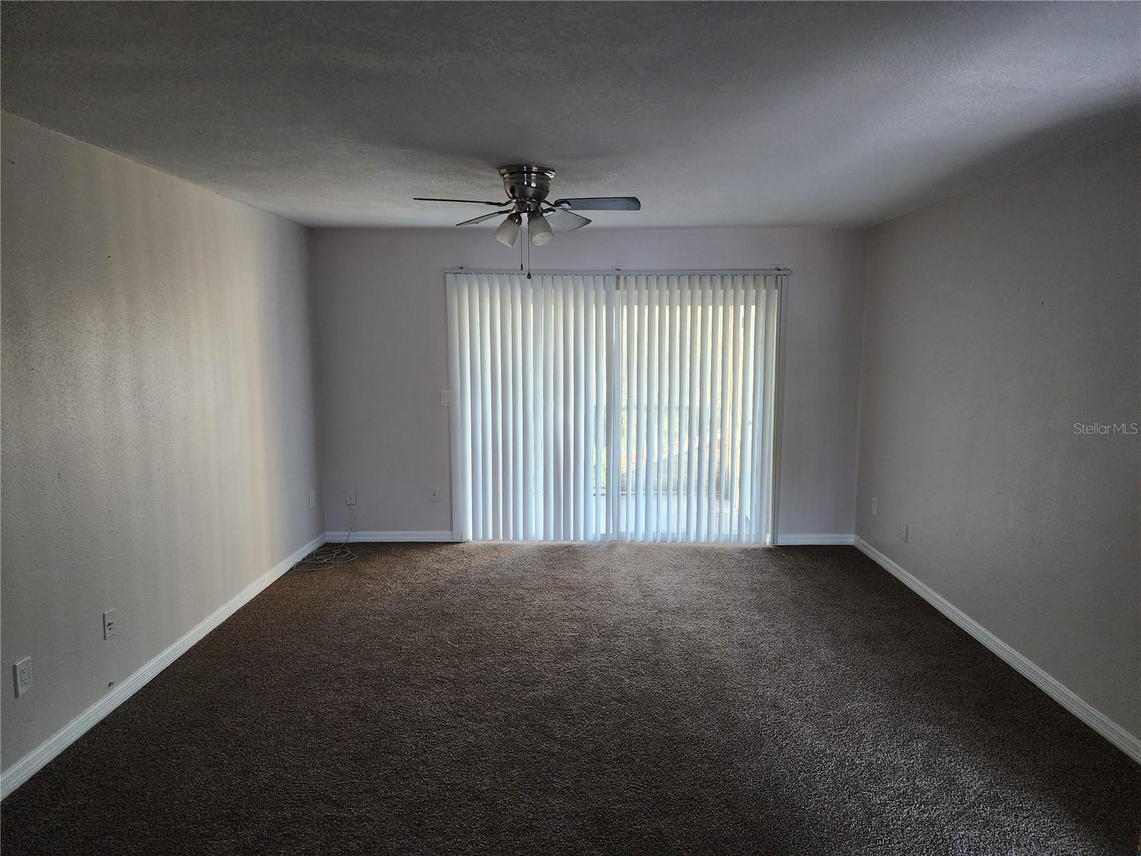 7210 N MANHATTAN AVE #1821 — photo 3