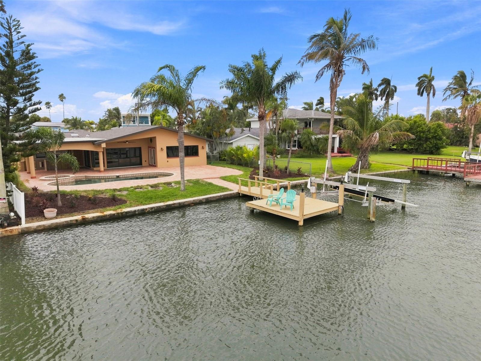 15918 REDINGTON DR — photo 57