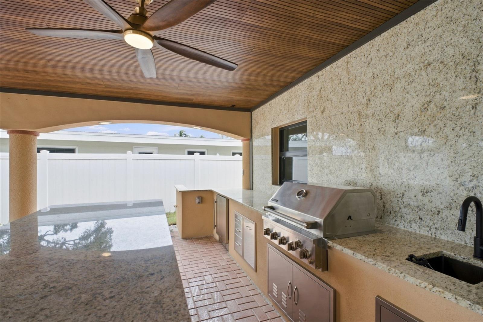 15918 REDINGTON DR — photo 46