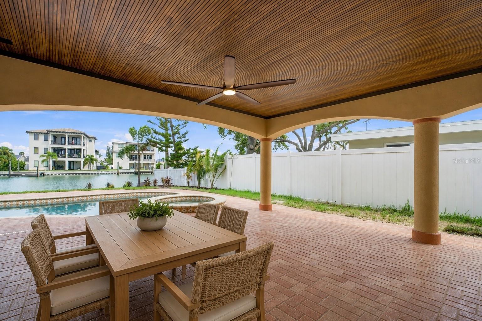 15918 REDINGTON DR — photo 44