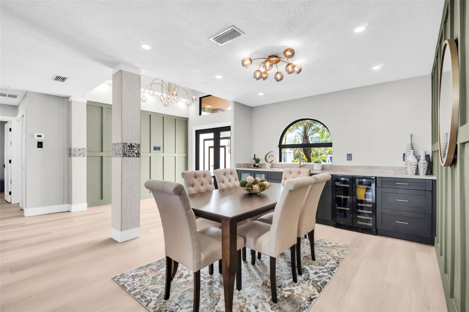 15918 REDINGTON DR — photo 10