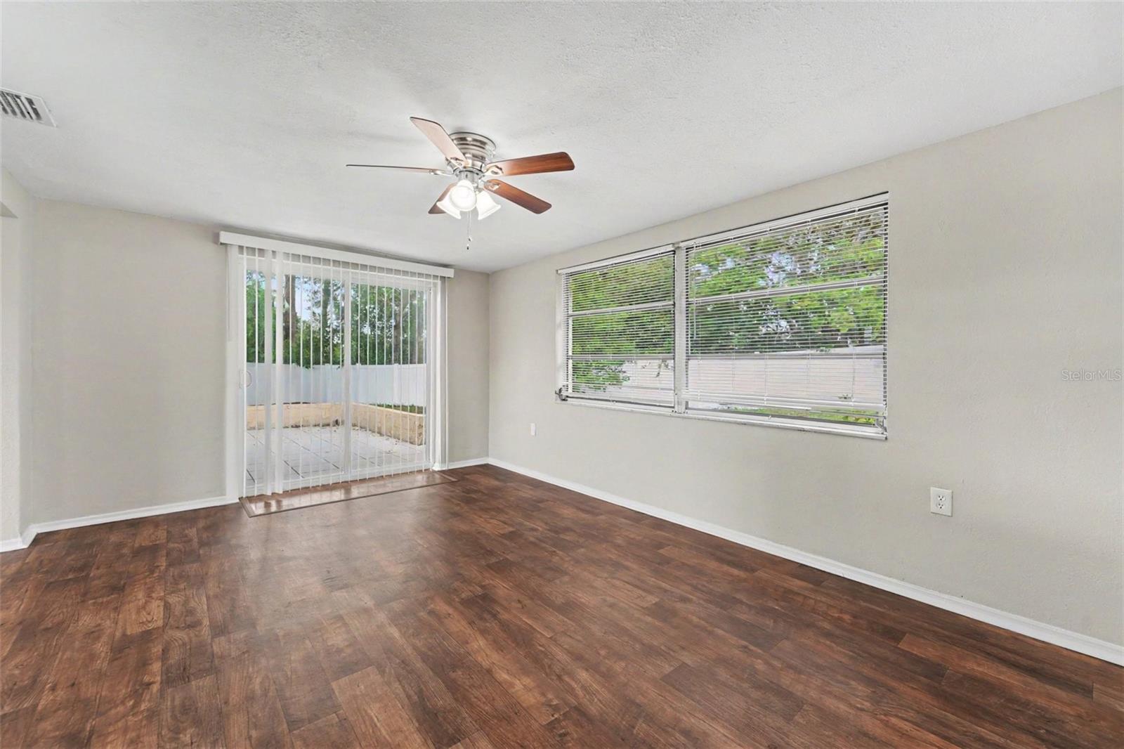 6177 MAPLEWOOD DR — photo 9