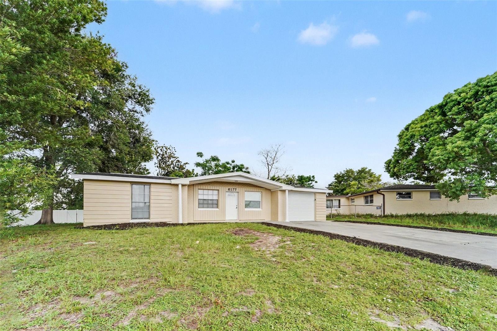 6177 MAPLEWOOD DR — photo 3