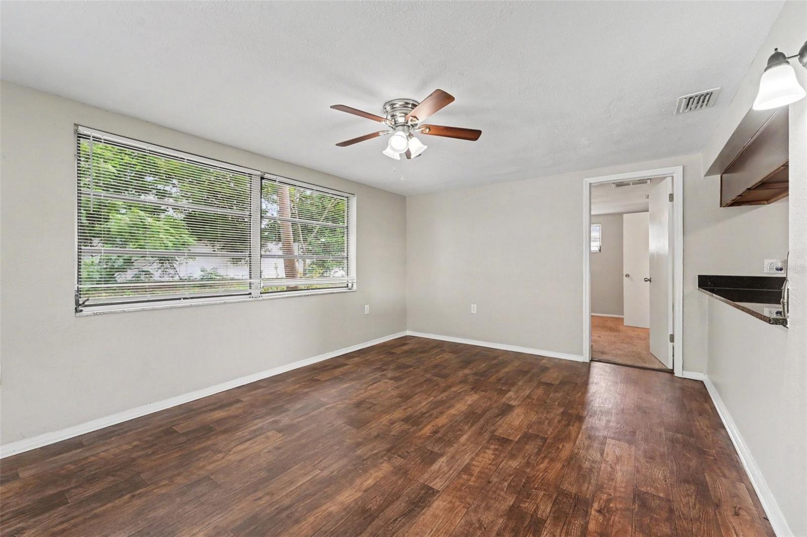 6177 MAPLEWOOD DR — photo 7