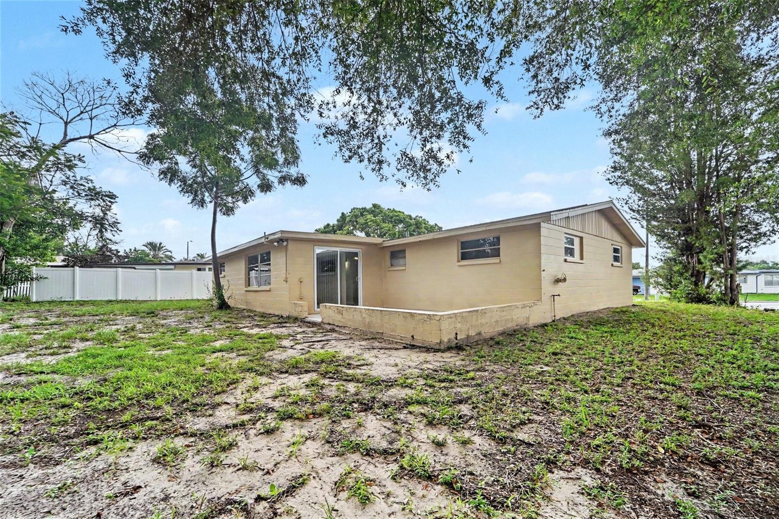 6177 MAPLEWOOD DR — photo 20