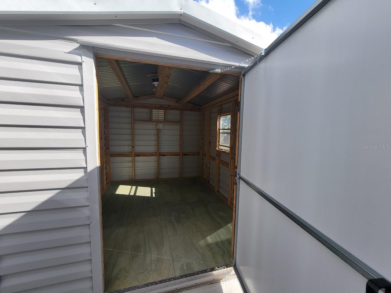 5700 HOLIDAY PARK BLVD — photo 32