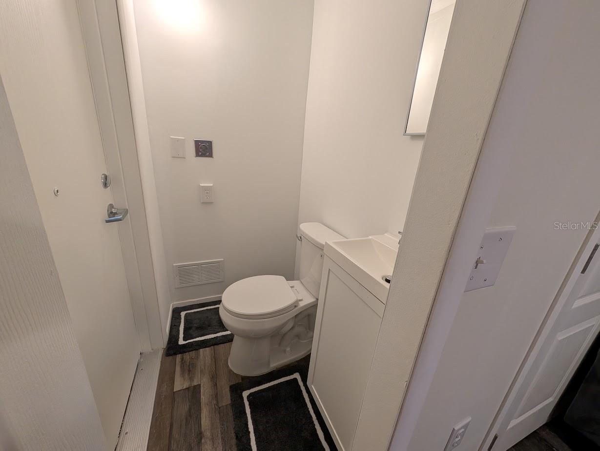 5700 HOLIDAY PARK BLVD — photo 28