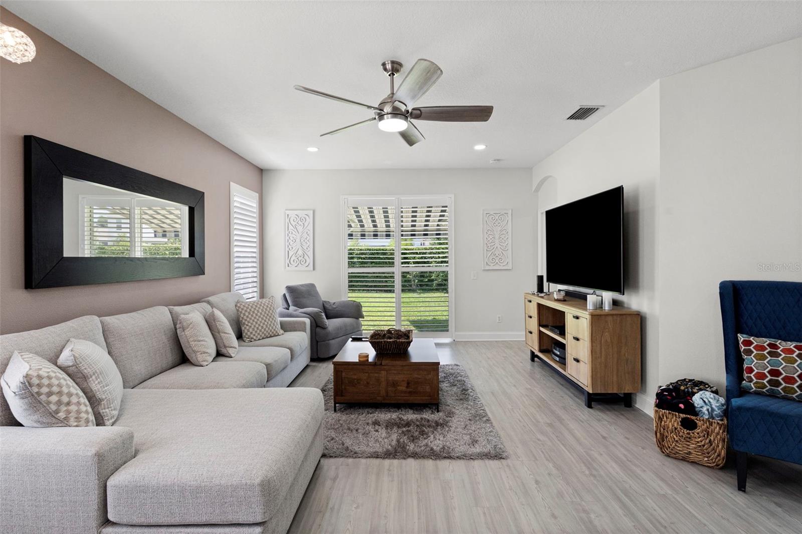 10818 ASHFORD OAKS DR — photo 4