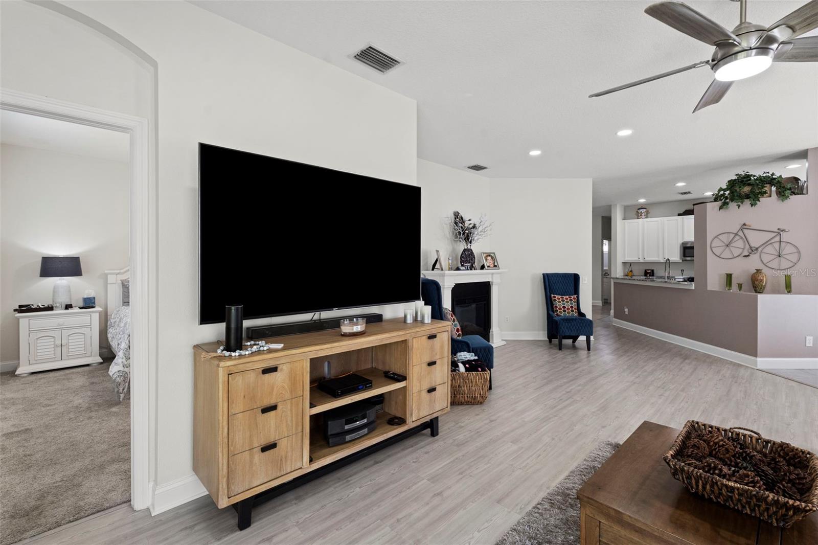 10818 ASHFORD OAKS DR — photo 13