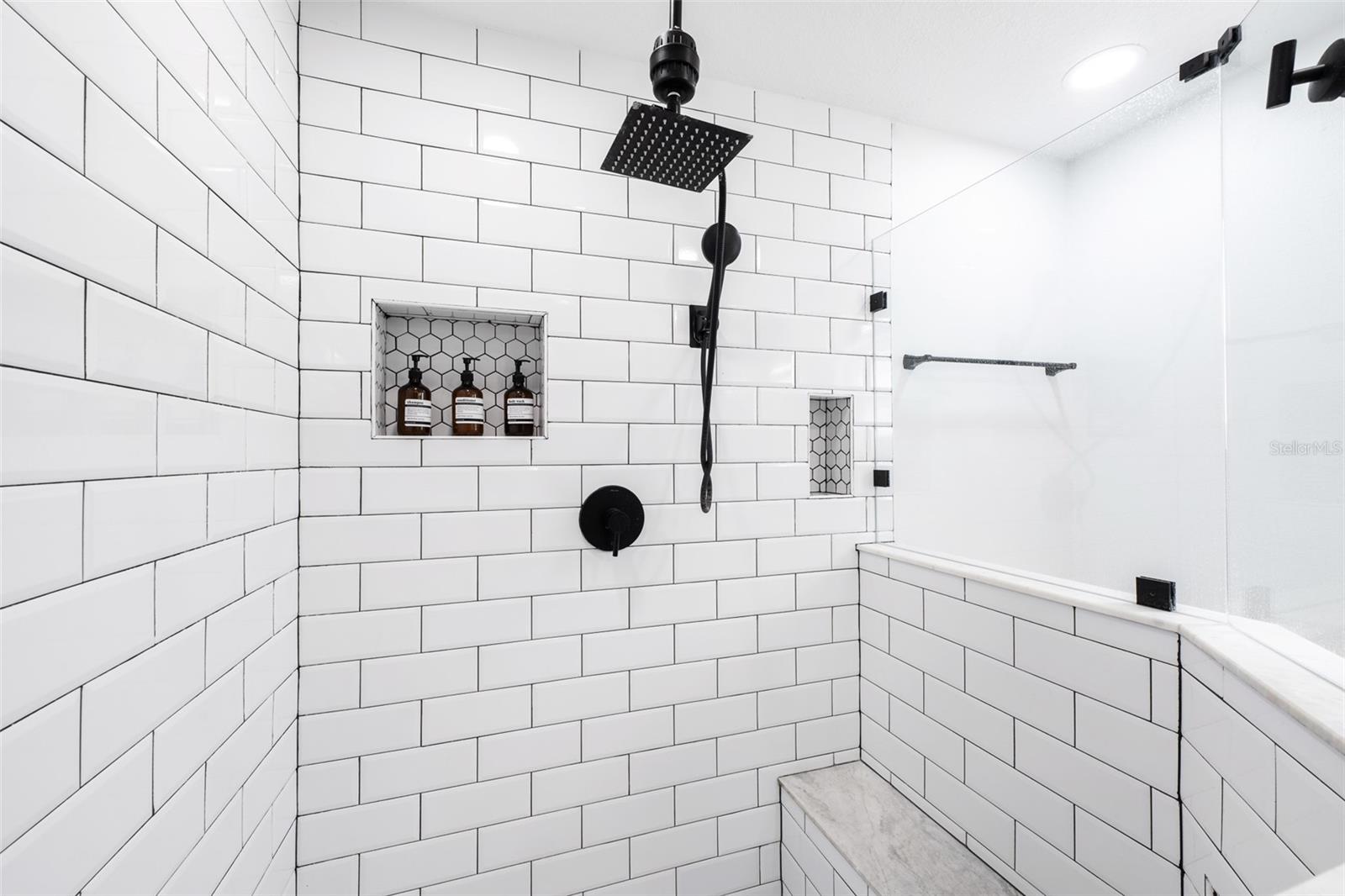 14018 CASCADE LN — photo 22