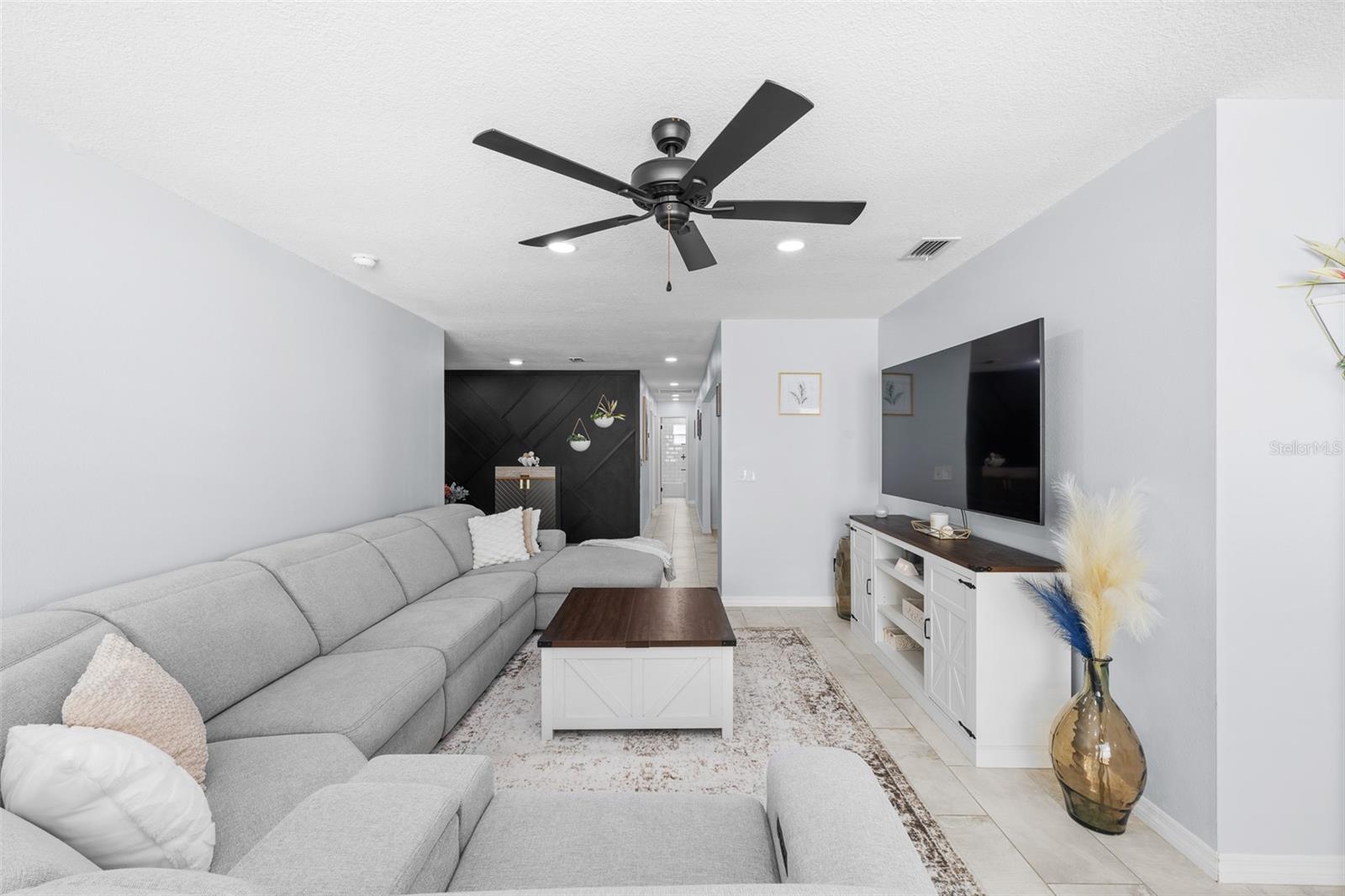 14018 CASCADE LN — photo 7