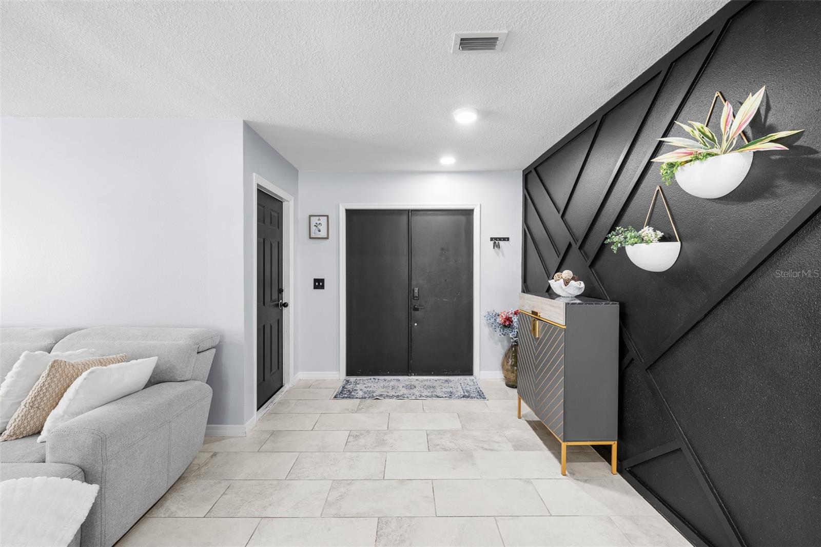 14018 CASCADE LN — photo 4
