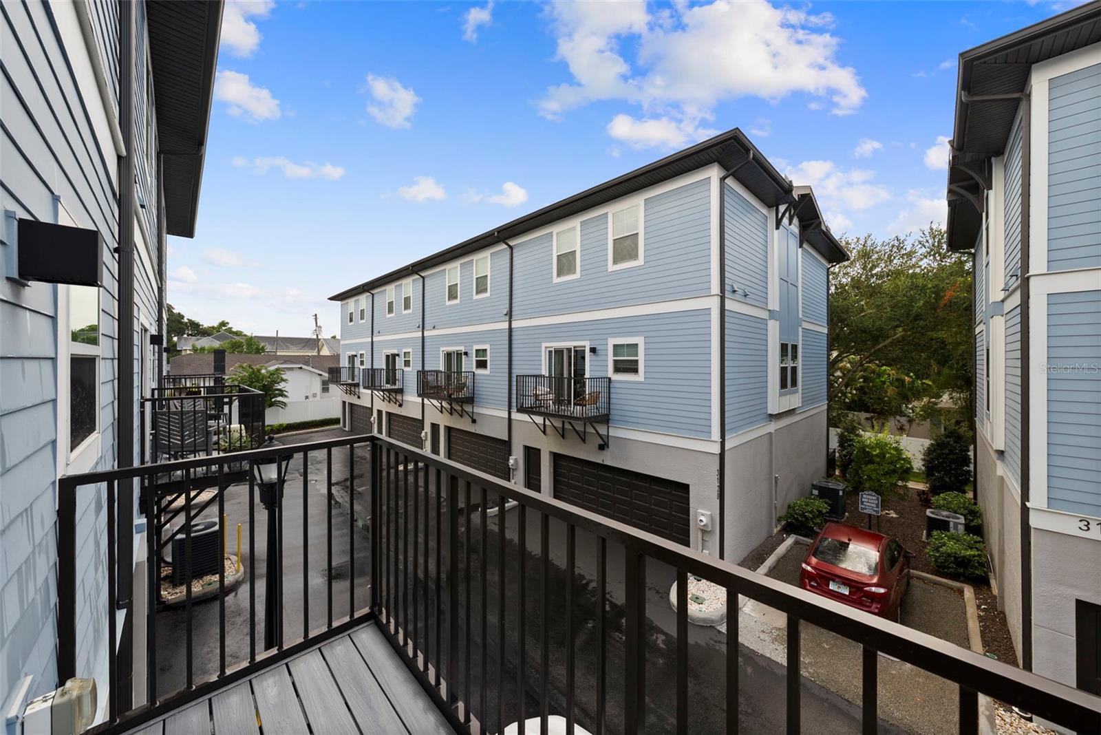 3122 W AZEELE ST #3 — photo 18
