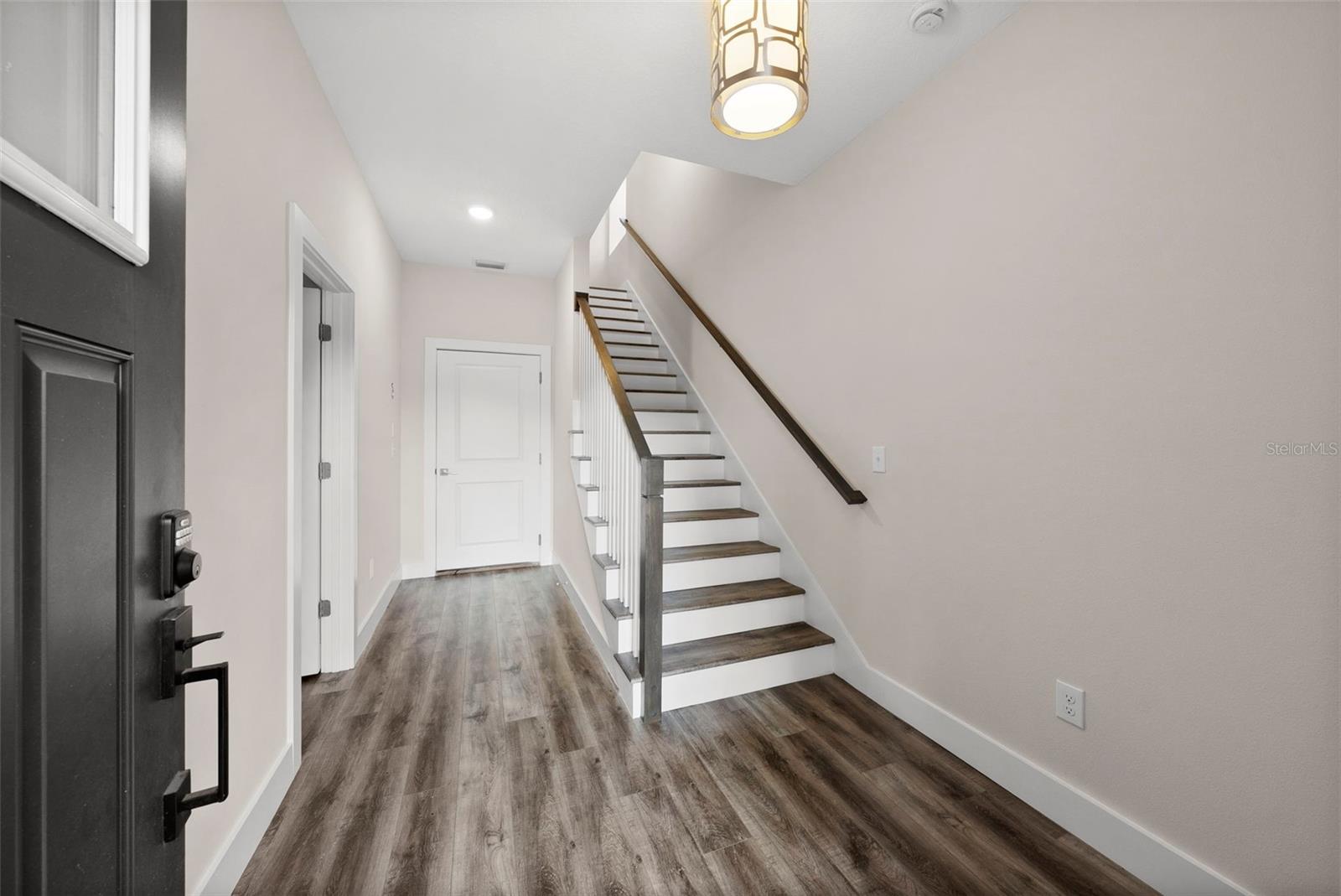3122 W AZEELE ST #3 — photo 3