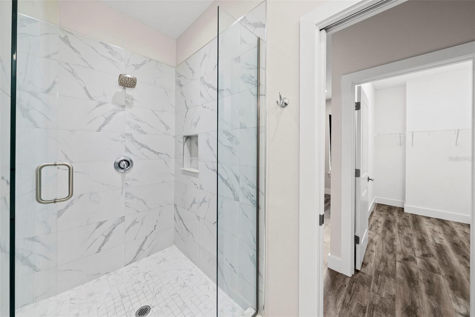 3122 W AZEELE ST #3 — photo 30
