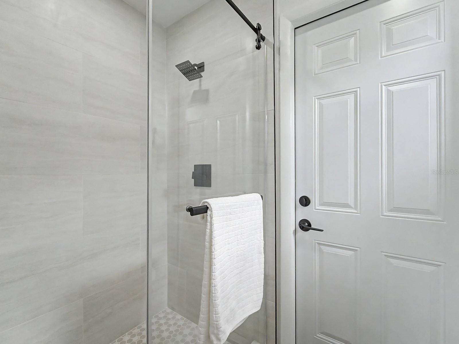 1354 ROSERY RD NE — photo 15
