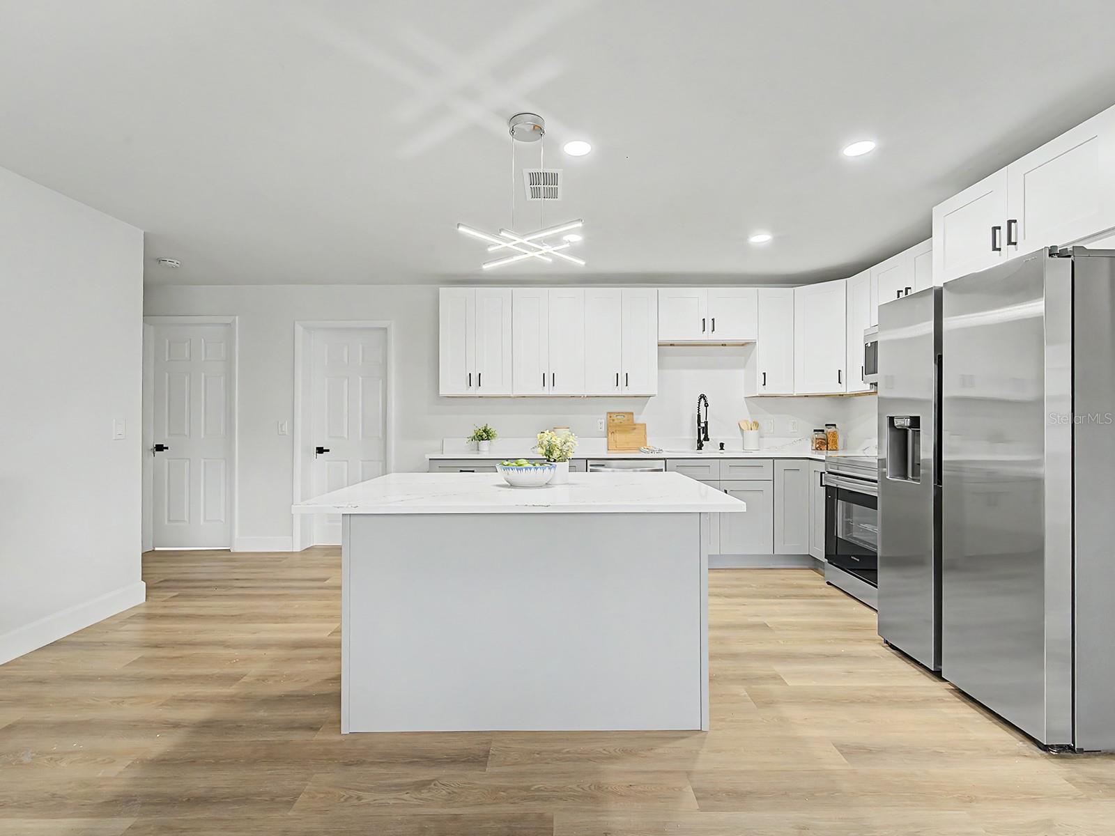 1354 ROSERY RD NE — photo 34