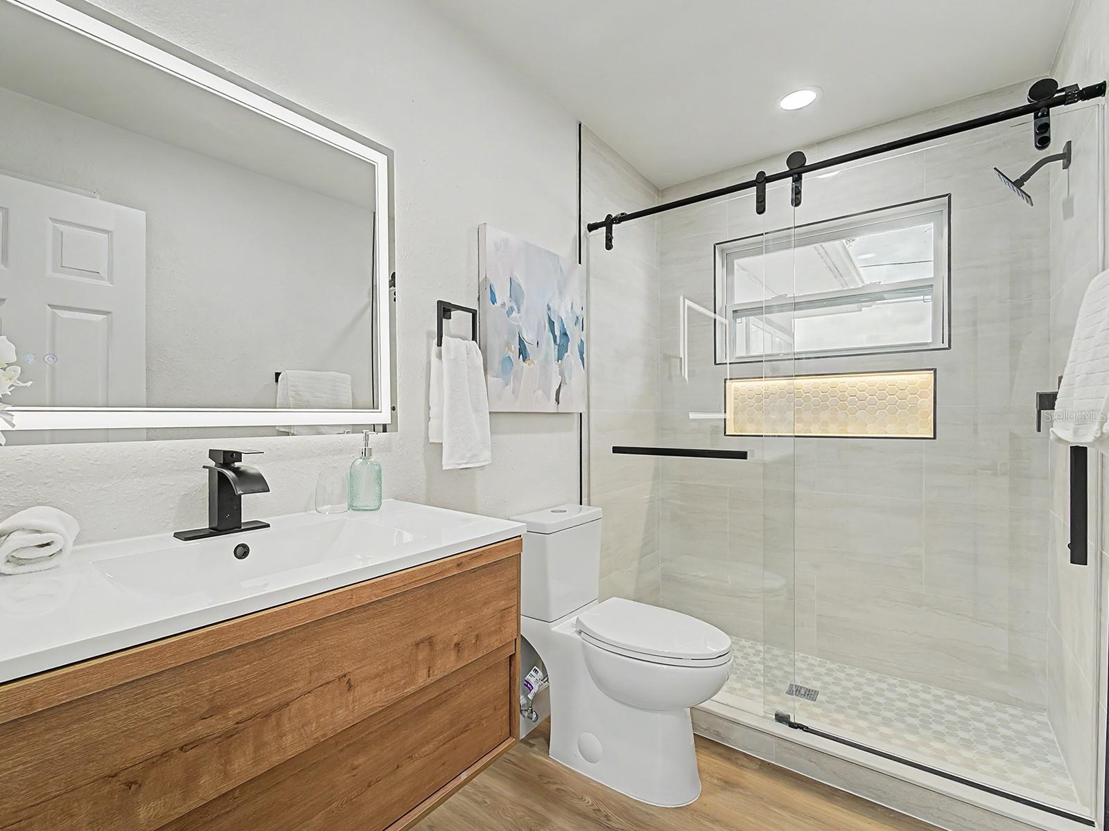 1354 ROSERY RD NE — photo 20