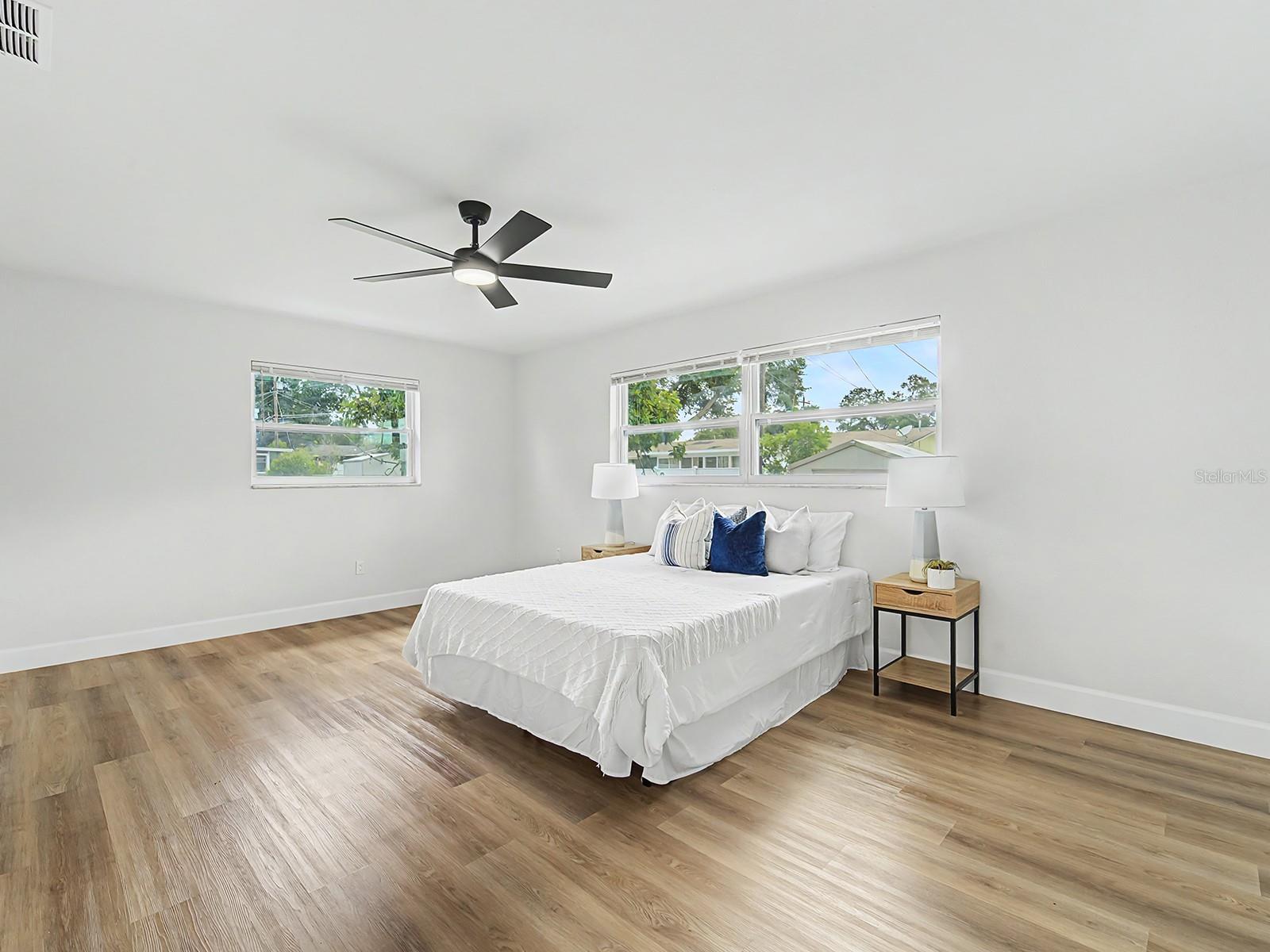 1354 ROSERY RD NE — photo 10