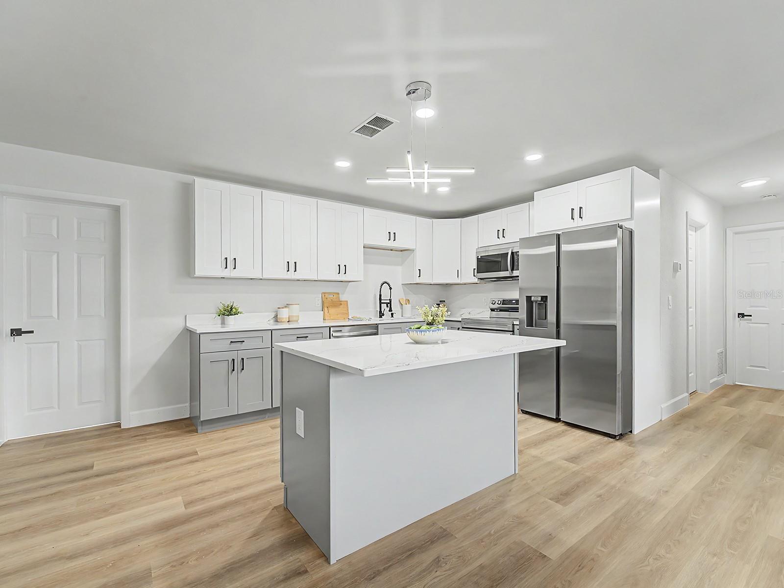 1354 ROSERY RD NE — photo 35