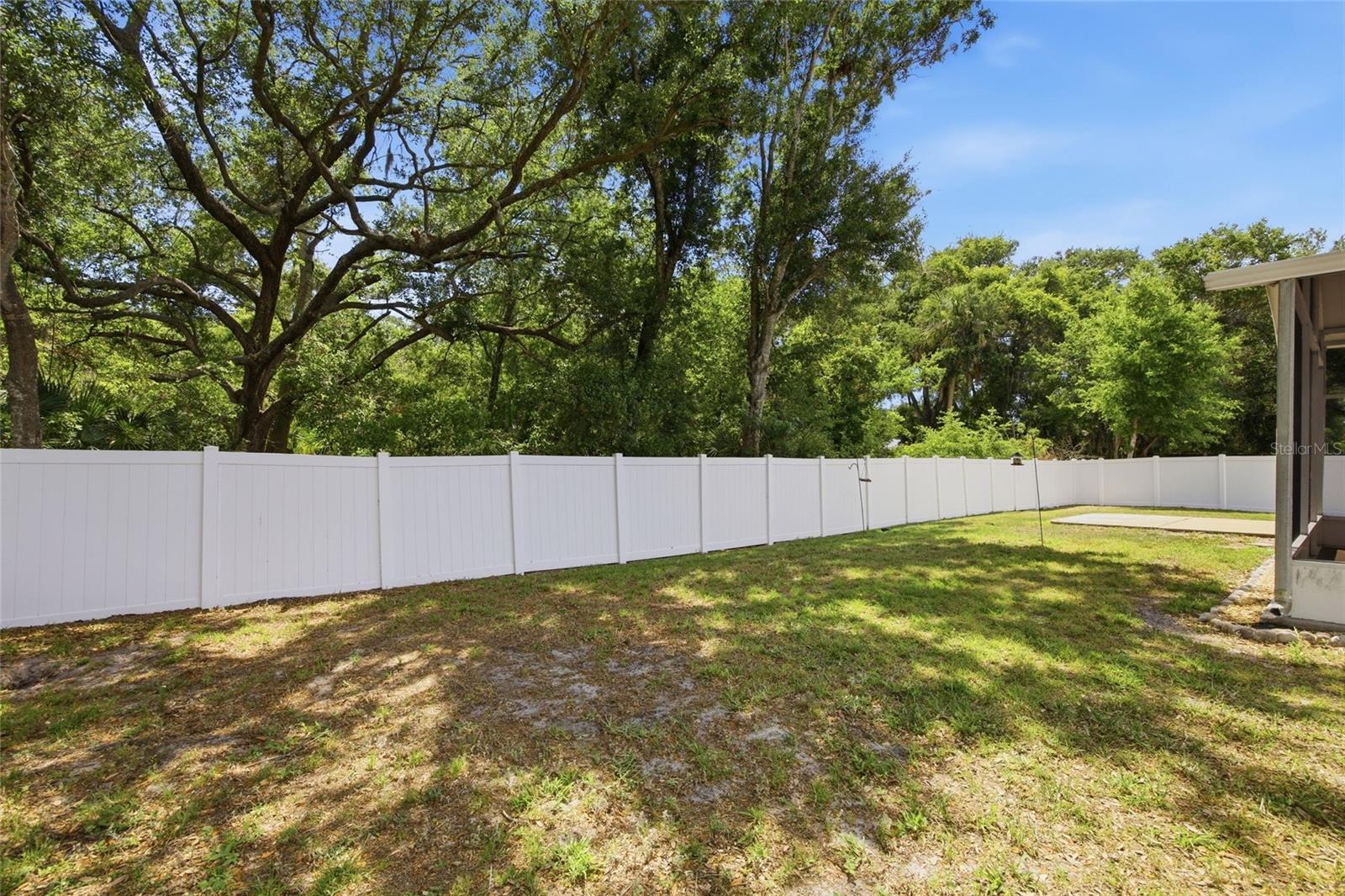 7113 COLONY POINTE DR — photo 36