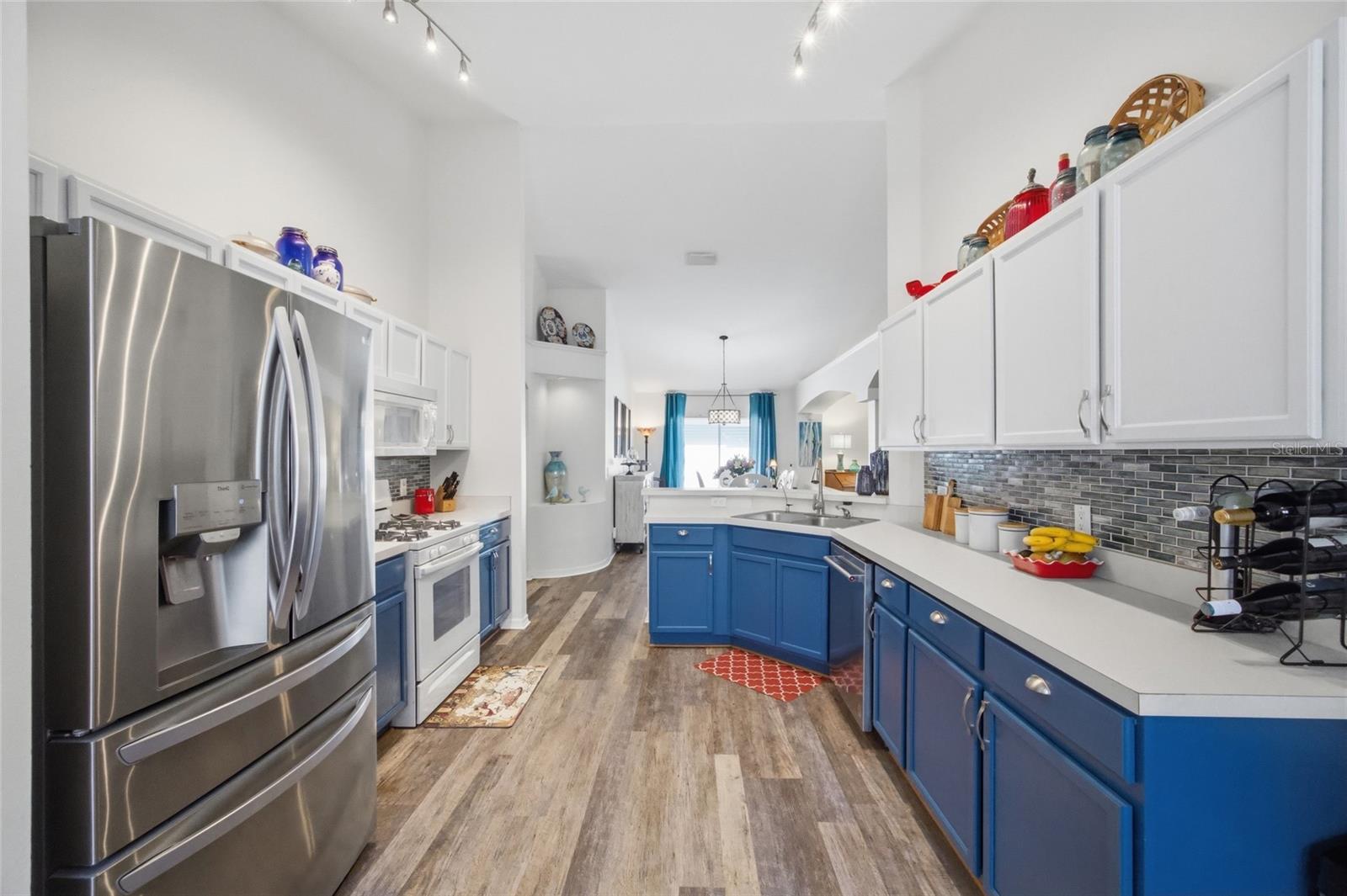 7113 COLONY POINTE DR — photo 12