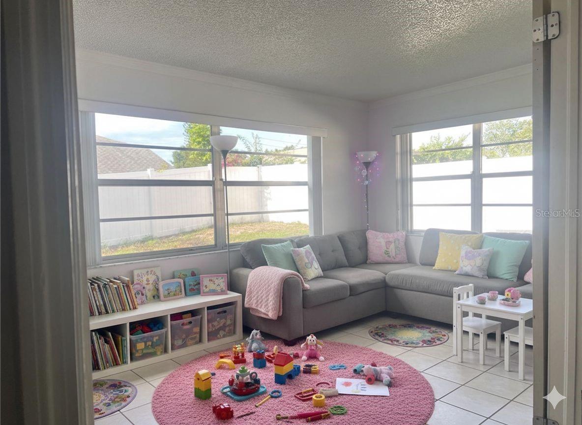 7438 LAKE FOREST CIR — photo 13