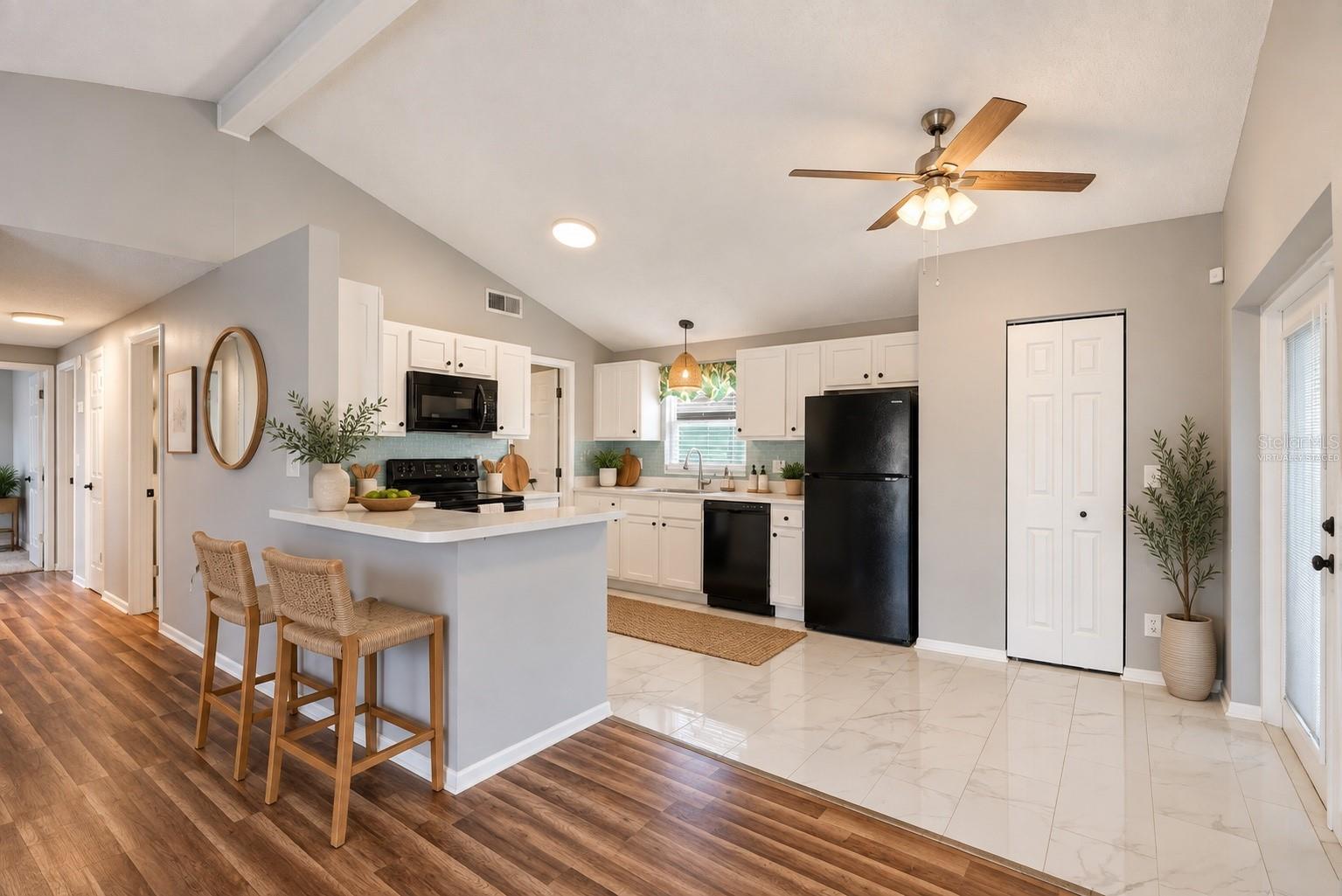8704 MARLIN CT — photo 9